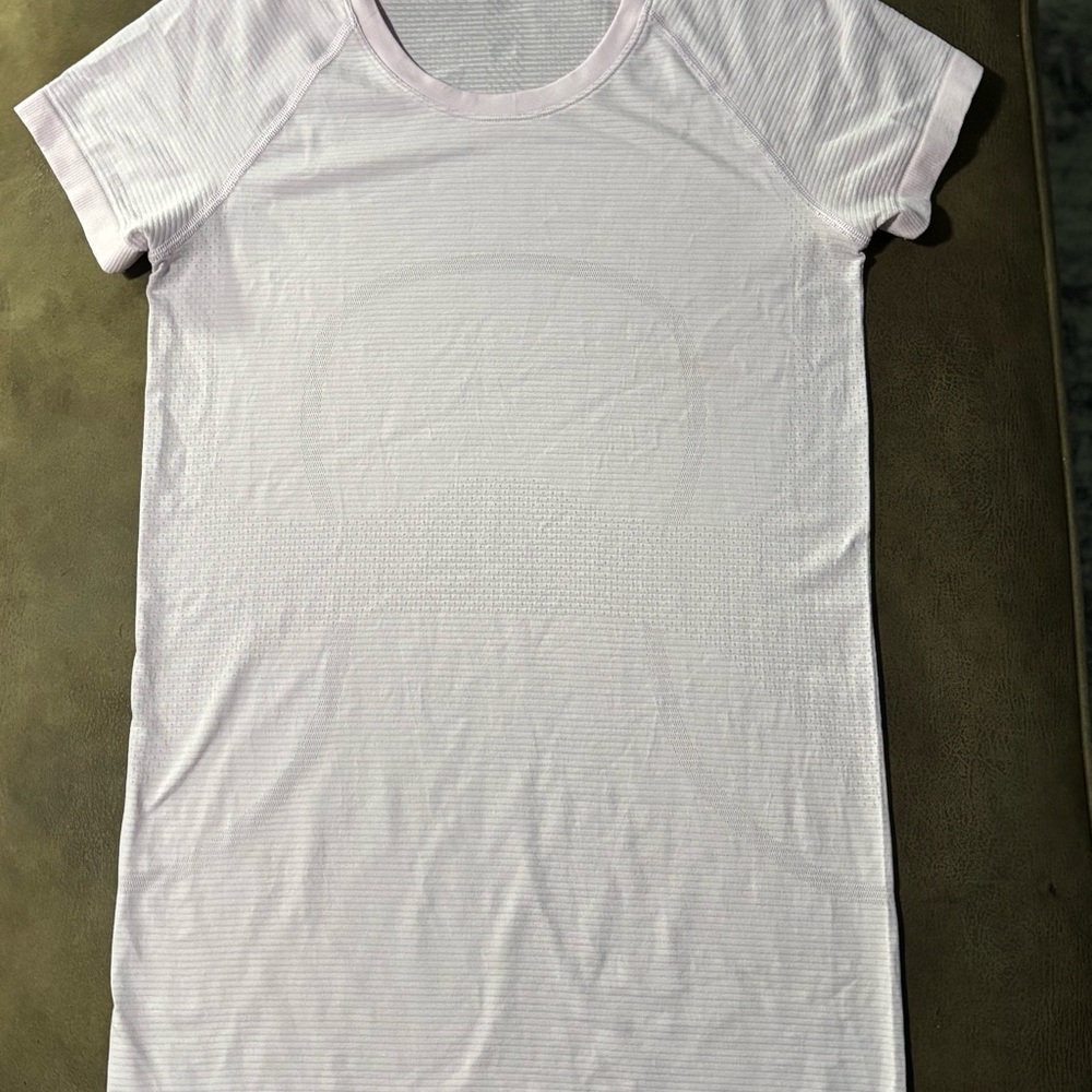 Lululemon Swiftly Tee Women's Light Pink Short Sleeve Top 4/6